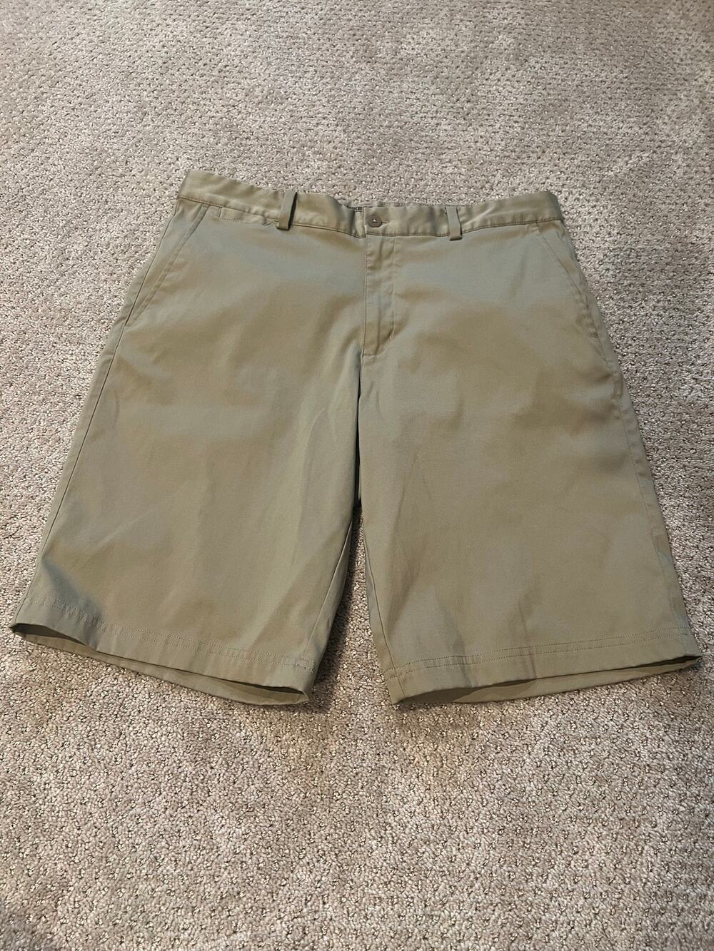 Nike Golf Shorts (33)